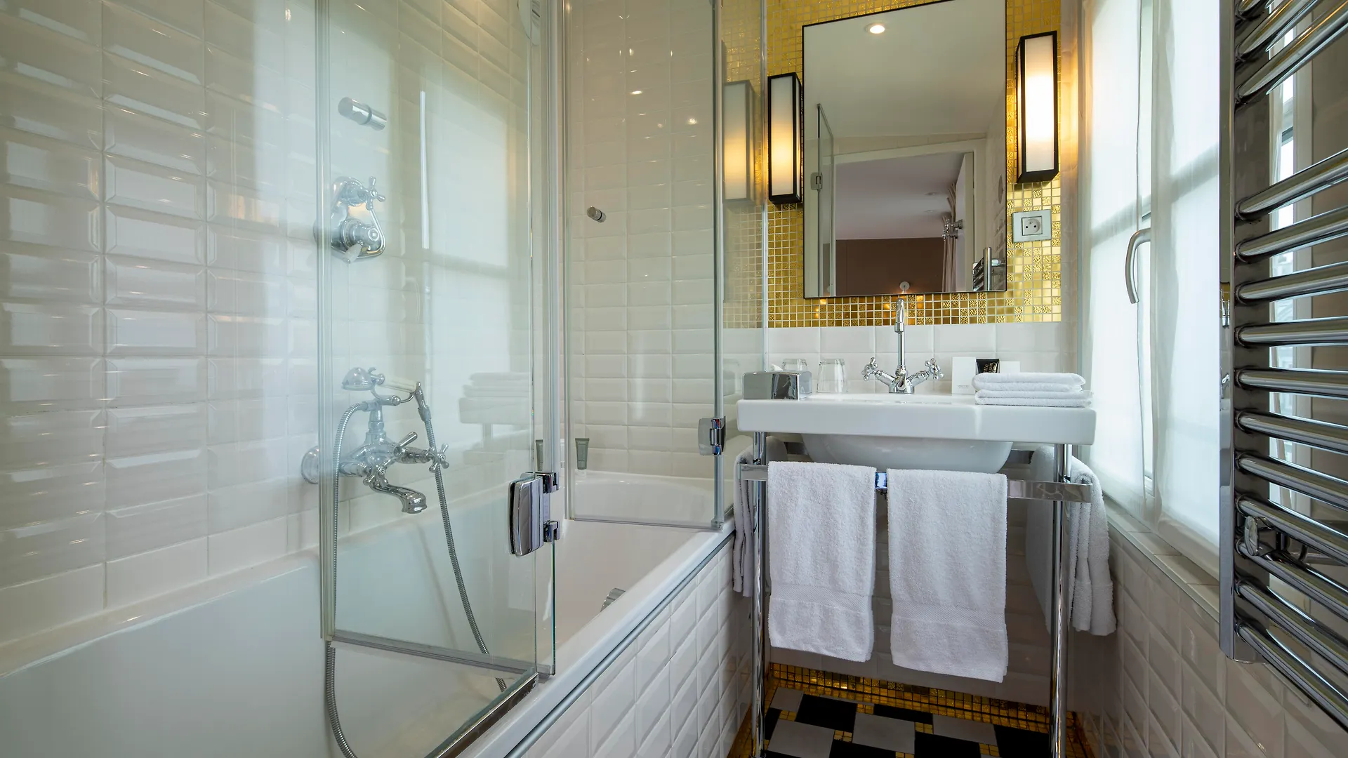 Le Pradey Otel Paris