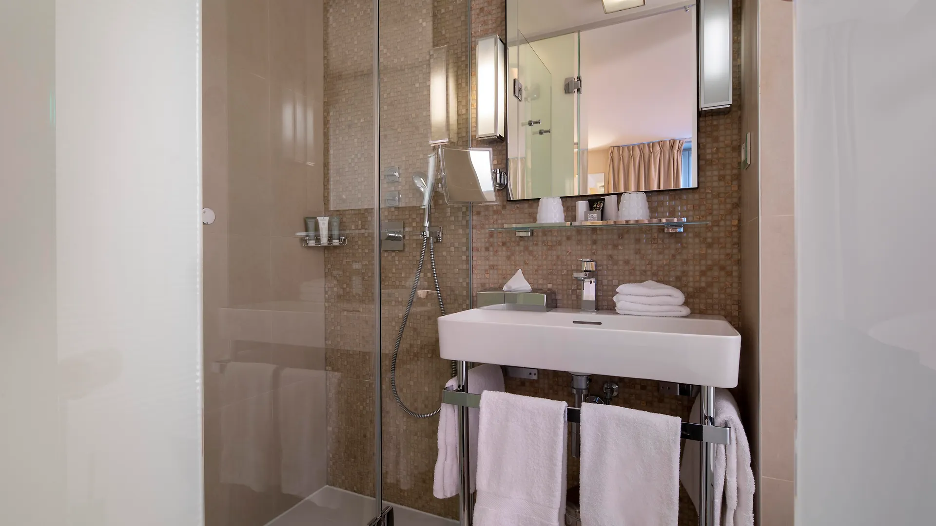 Le Pradey Hotel Paris