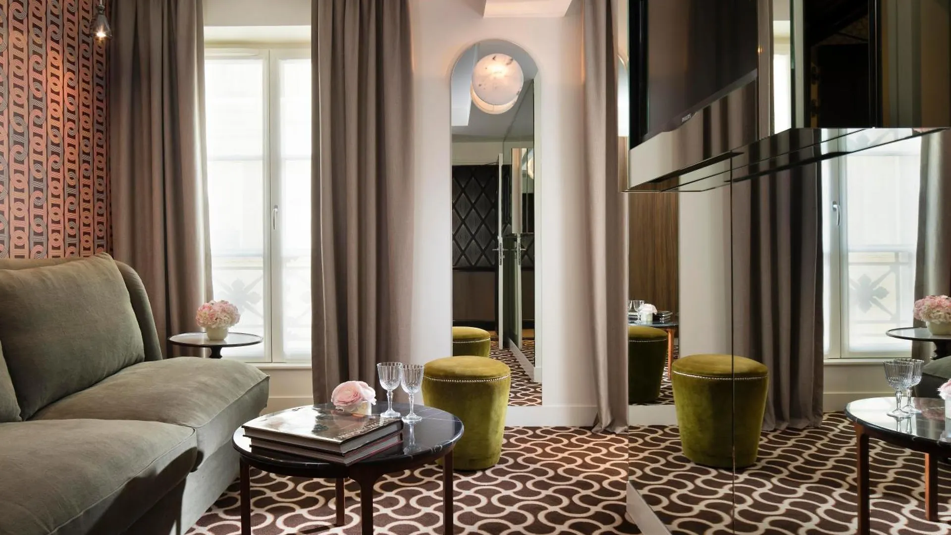 Le Pradey Otel Paris Fransa