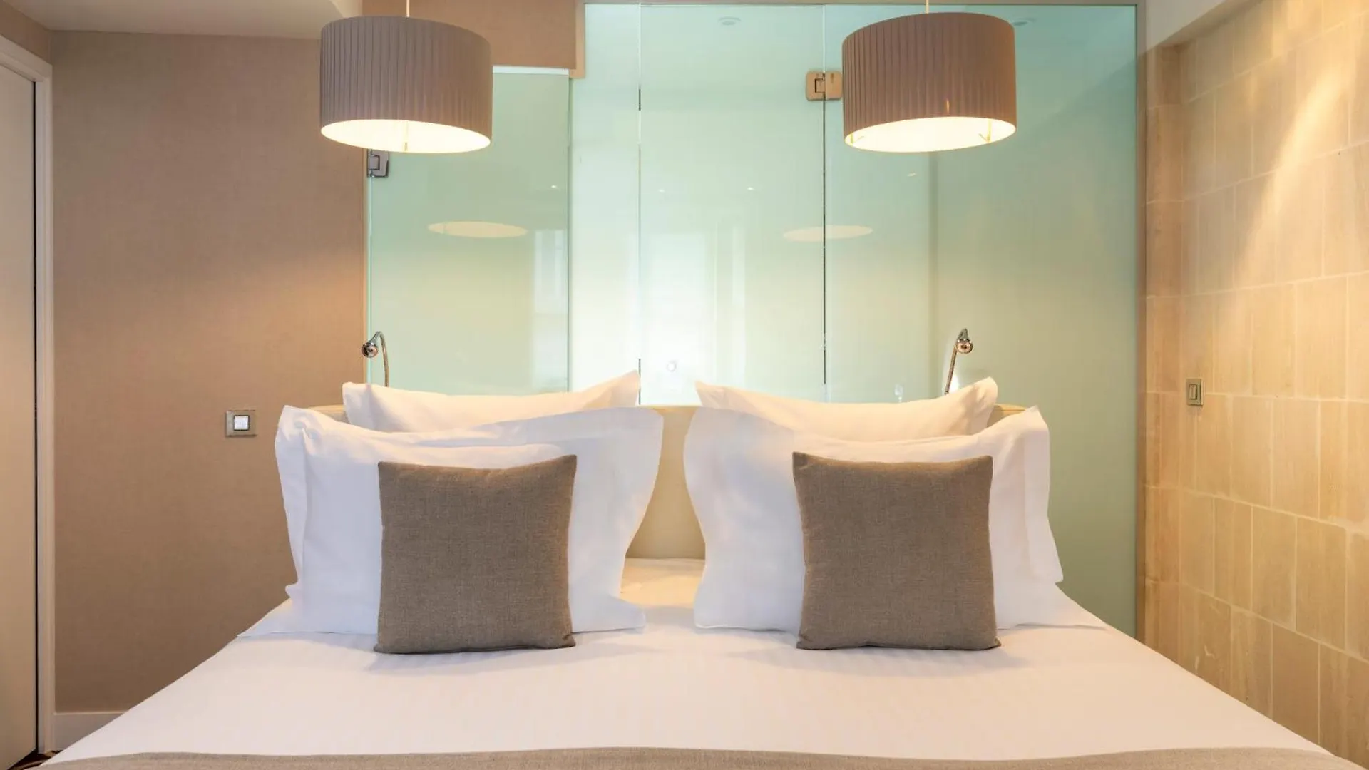 Le Pradey Otel Paris